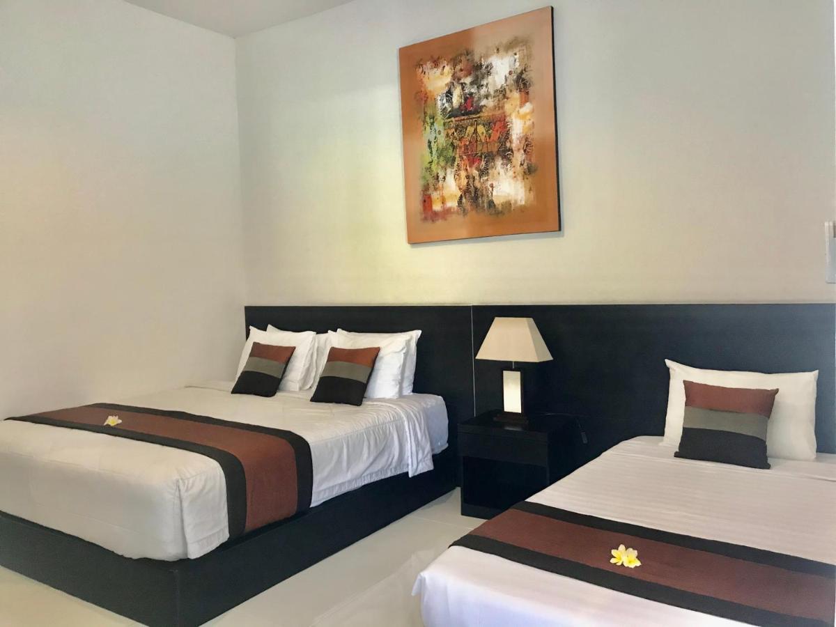 The Celuk Homestay Jimbaran  Luaran gambar