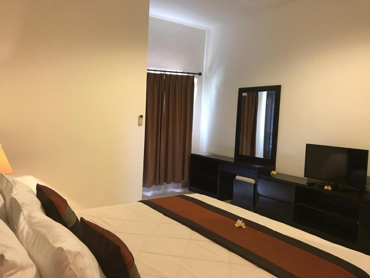 The Celuk Homestay Jimbaran  Luaran gambar