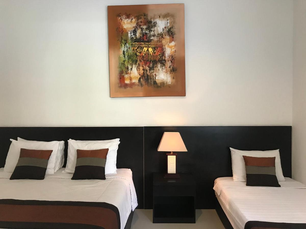 The Celuk Homestay Jimbaran  Luaran gambar